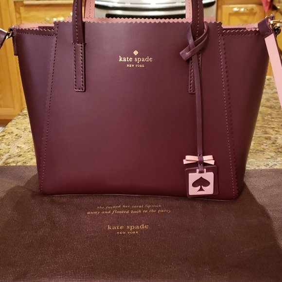 kate spade Handbags - Kate Spade Ivy Drive Small Loryn